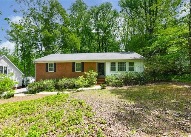 Property at 1102 Forest Hill Dr, Greensboro, NC 27410, 3 beds, 2 baths