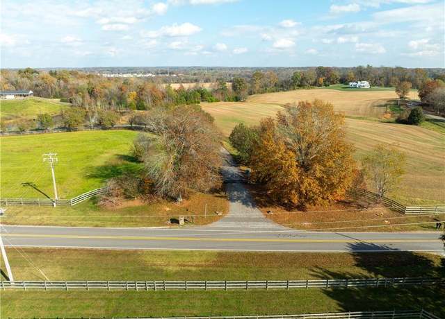 Property at 208 Plantation Ln, Advance, NC 27006, 5 beds, 5 baths