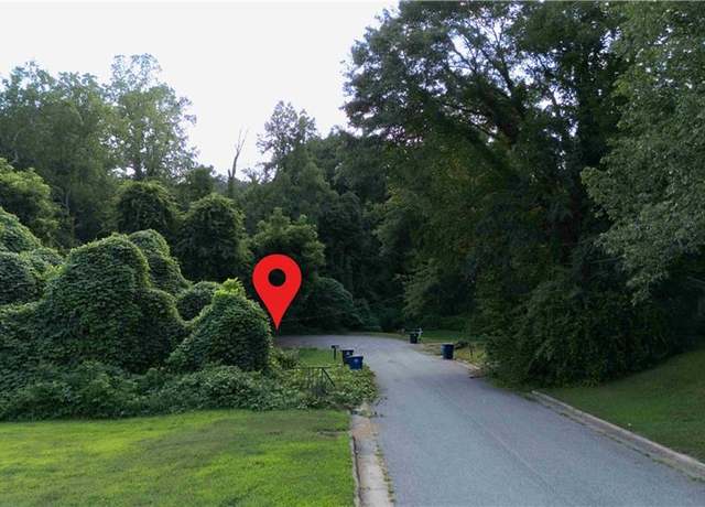 Property at 2022 Row St, Winston-salem, NC 27105