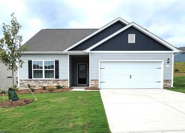 Property at 119 Courtland Dr, King, NC 27021, 3 beds, 2 baths
