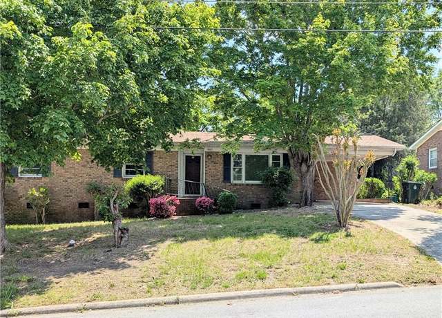 Property at 807 Mary James Ave, Thomasville, NC 27360, 3 beds, 1 bath