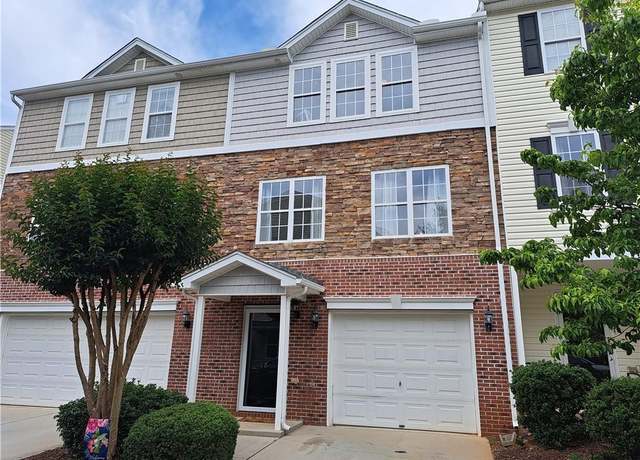 Property at 10 Dunlevy Way, Greensboro, NC 27455, 3 beds, 3.5 baths