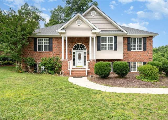 Property at 5921 Election Oak Dr, High Point, NC 27265, 4 beds, 3 baths