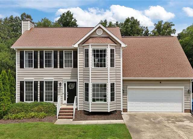 Property at 4306 Suffolk Trl, Greensboro, NC 27407, 4 beds, 2.5 baths