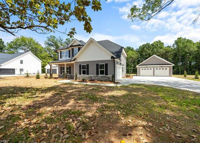 Property at 1333 Union Cross Rd, Kernersville, NC 27284, 4 beds, 3.5 baths
