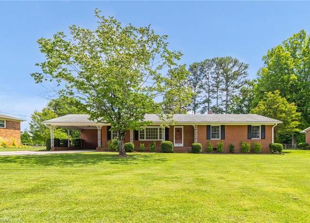Property at 536 Lindsey Ave, Asheboro, NC 27203, 3 beds, 2 baths