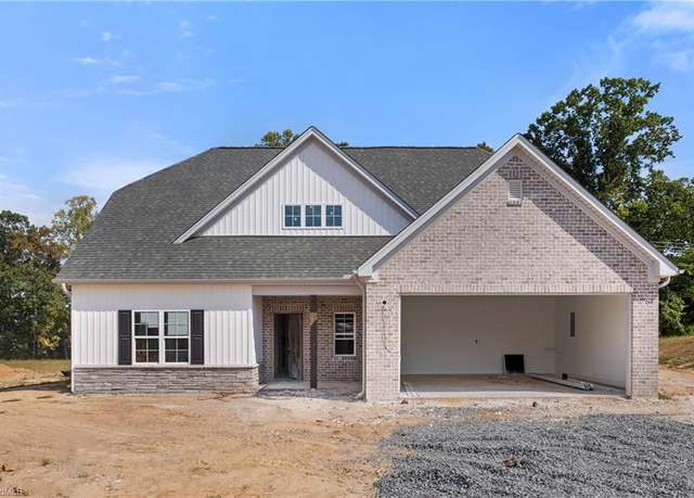Property at 172 Enclave Dr, Clemmons, NC 27012, 4 beds, 2 baths