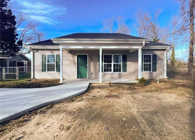 Property at 206 Princeton Ave, High Point, NC 27262, 3 beds, 2 baths