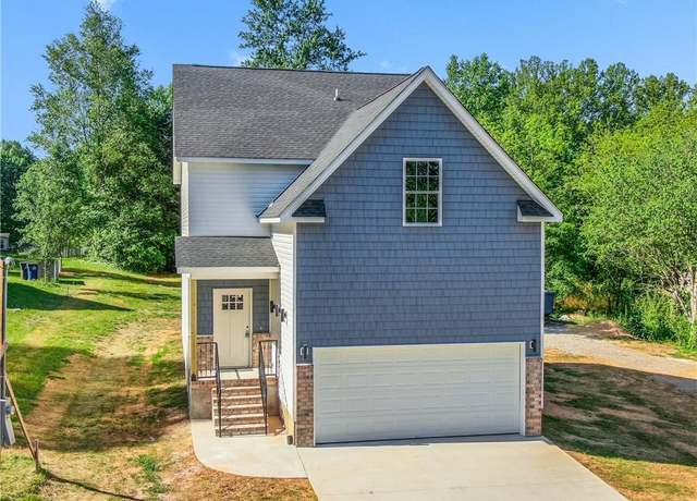 Property at 12 Jayson Ln, Winston-salem, NC 27107, 4 beds, 2.5 baths