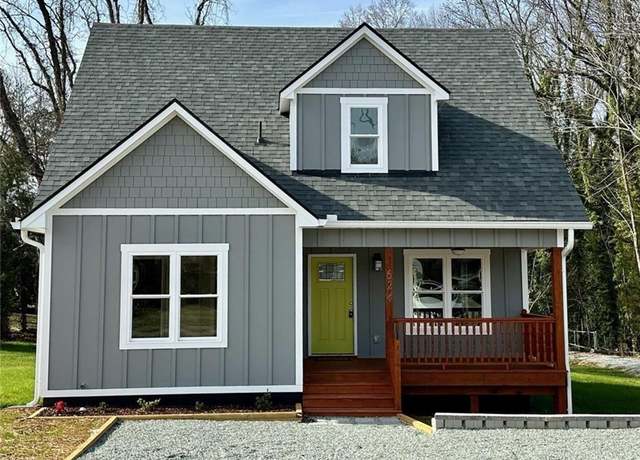 Property at 624 S Eighth St, Mebane, NC 27302, 3 beds, 2.5 baths