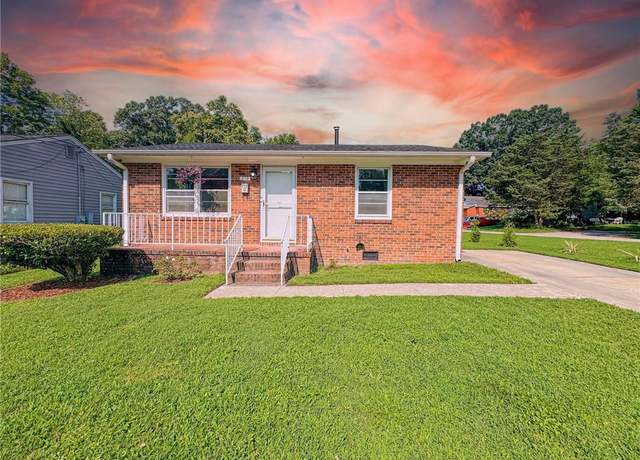 Property at 208 Hay St, High Point, NC 27260, 2 beds, 1 bath