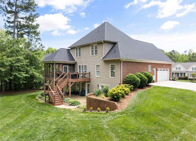 Property at 153 Canyon Rd, Mocksville, NC 27028, 4 beds, 3.5 baths