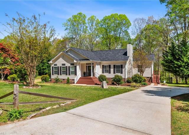 Property at 621 Honeysuckle Rd, Madison, NC 27025, 3 beds, 2 baths