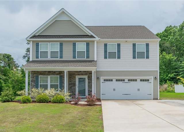 Property at 5968 Crescentbrook Ln, Clemmons, NC 27012, 4 beds, 2.5 baths