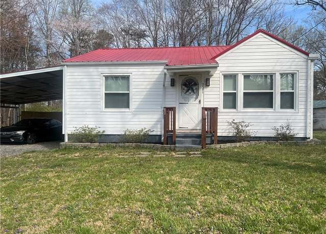 Property at 2371 Wards Gap Rd, Mount Airy, NC 27030, 2 beds, 1 bath