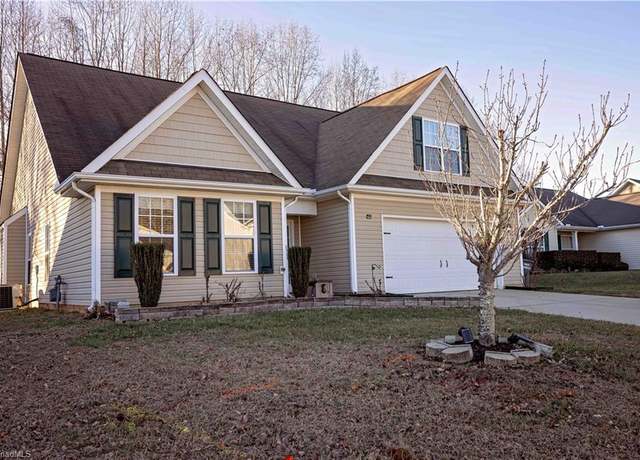 Property at 512 Walnut Crossing Dr, Whitsett, NC 27377, 3 beds, 2 baths