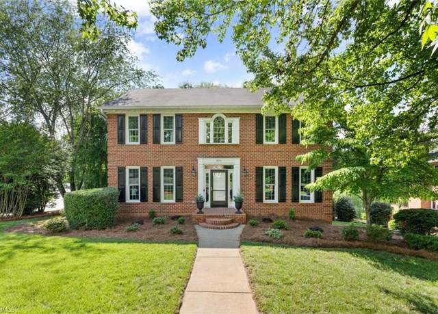 Property at 800 Winberry Ct, Winston-salem, NC 27104, 3 beds, 3.5 baths