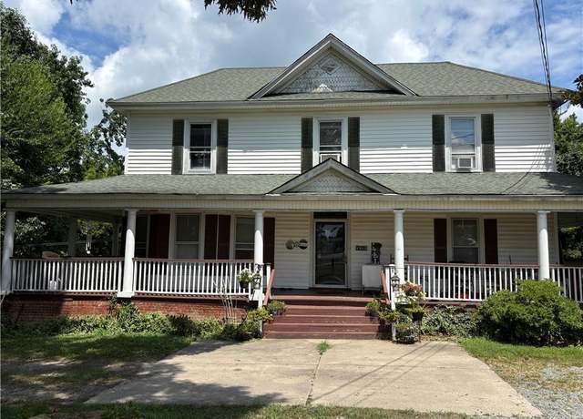 Property at 4968 Old Walkertown Rd, Winston-salem, NC 27105, 4 beds, 2 baths