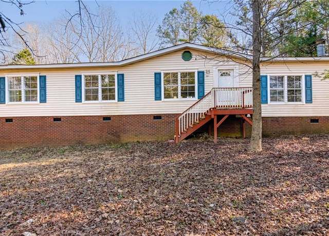 Property at 367 Wedgewood Dr, Lexington, NC 27292, 3 beds, 2 baths