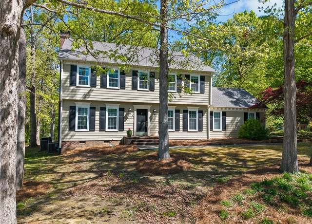 Property at 4105 Waldenbrook Rd, Greensboro, NC 27407, 4 beds, 2.5 baths