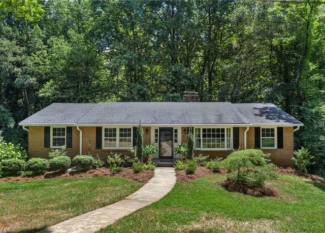 Property at 3239 Linda Cir, Winston-salem, NC 27106, 3 beds, 2 baths