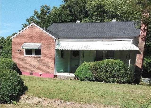 Property at 3922 Harwood St, Winston-salem, NC 27105, 3 beds, 1 bath