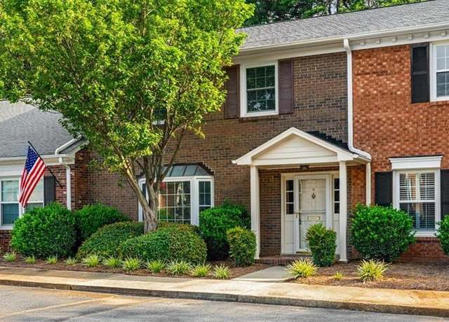 Property at 25 Fountain Manor Dr Unit B, Greensboro, NC 27405, 3 beds, 3 baths