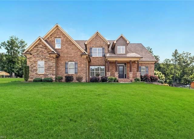 Property at 172 Centenary Ridge Dr, Clemmons, NC 27012, 3 beds, 2.5 baths