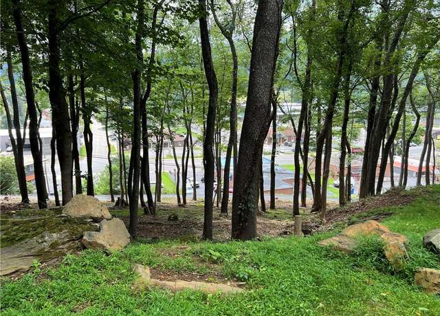 Property at LOT D Burkett Ave, West Jefferson, NC 28694