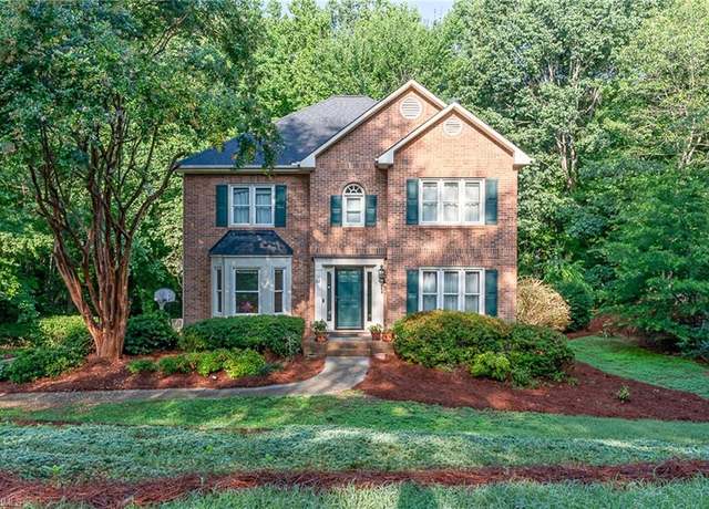 Property at 97 Shadylawn Dr, Winston-salem, NC 27104, 4 beds, 3.5 baths