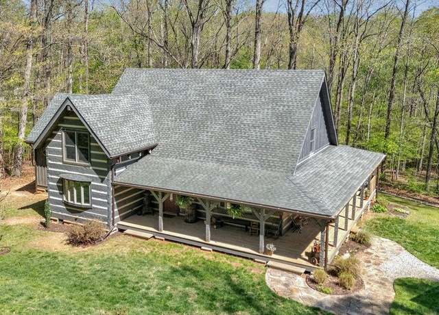 Property at 1233 Wilson Heritage Trl, Kernersville, NC 27284, 2 beds, 2.5 baths