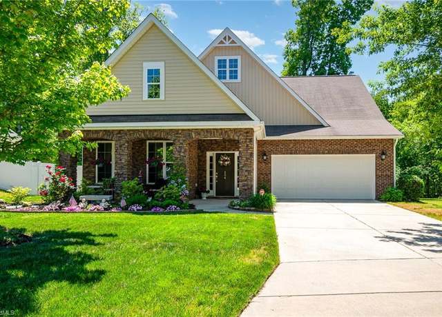 Property at 204 Summerwalk Rd, Greensboro, NC 27455, 4 beds, 4 baths