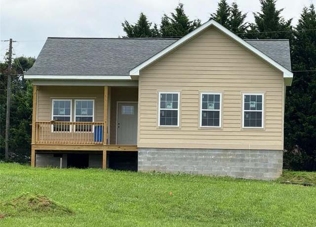 Property at 31 River Chase Dr, Traphill, NC 28685, 3 beds, 2 baths