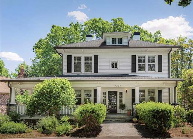 Property at 3054 Country Club Rd, Winston-salem, NC 27104, 5 beds, 4 baths