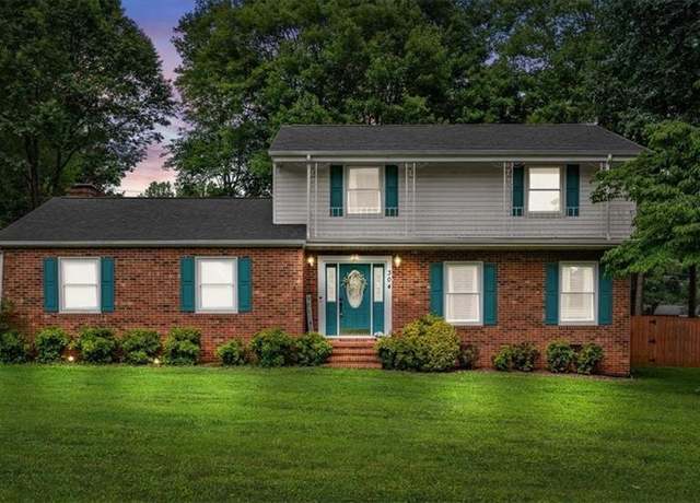 Property at 304 Whip O Will Way, Reidsville, NC 27320, 3 beds, 2.5 baths