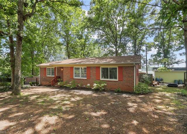 Property at 2939 Isaacs Pl, Greensboro, NC 27408, 4 beds, 2 baths