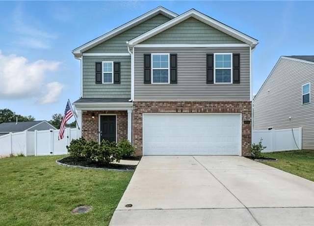 Property at 4514 Heatherly Rd, Winston-salem, NC 27105, 5 beds, 3 baths