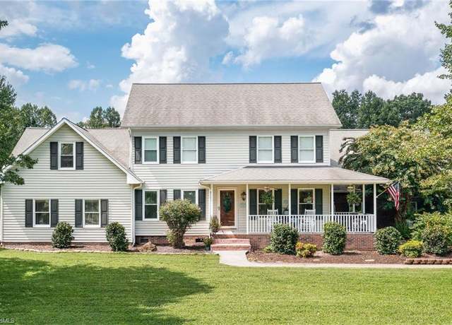 Property at 1311 Flippin Rd, Mount Airy, NC 27030, 4 beds, 3 baths