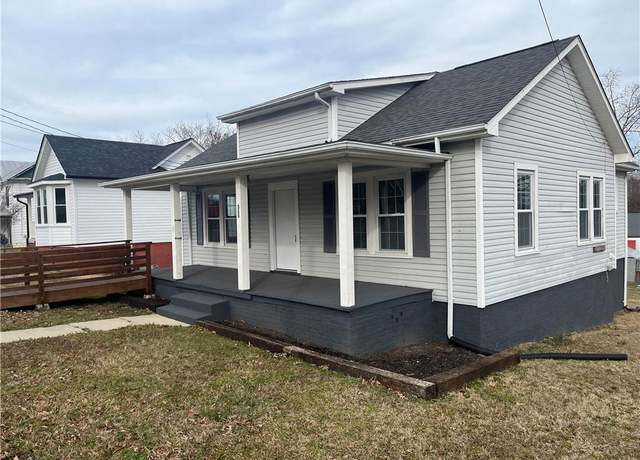 Property at 515 Barnes St, Reidsville, NC 27320, 2 beds, 1 bath