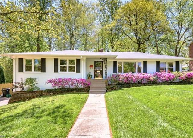 Property at 2930 Saint Claire Rd, Winston-salem, NC 27106, 3 beds, 2 baths