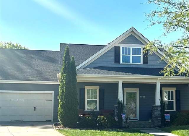 Property at 1832 Eastover Ct, Kernersville, NC 27284, 3 beds, 2.5 baths