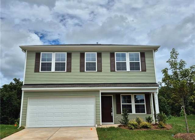 Property at 5019 Fallmeade Rd, Kernersville, NC 27284, 4 beds, 3 baths