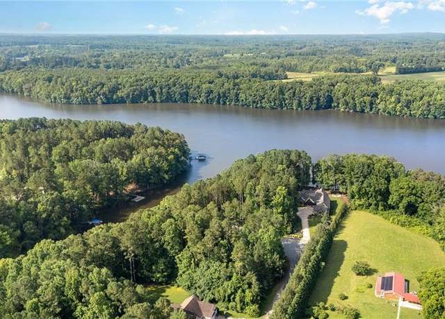 Property at 1525 Sunset Pointe Dr, Salisbury, NC 28146