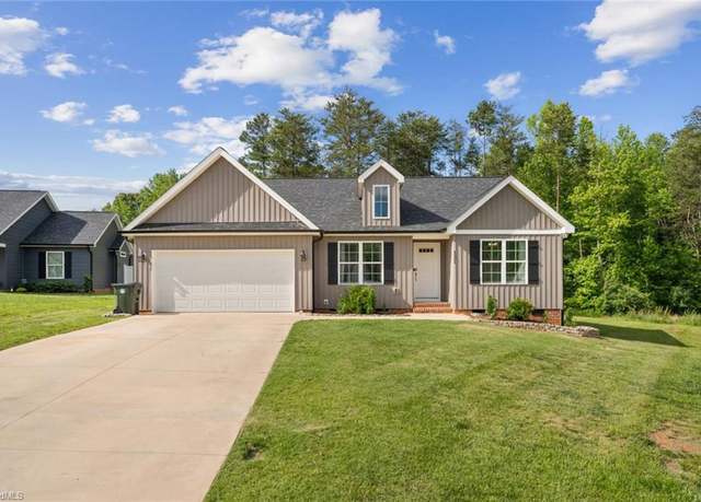 Property at 121 Brooke Ridge Dr, Thomasville, NC 27360, 3 beds, 2 baths