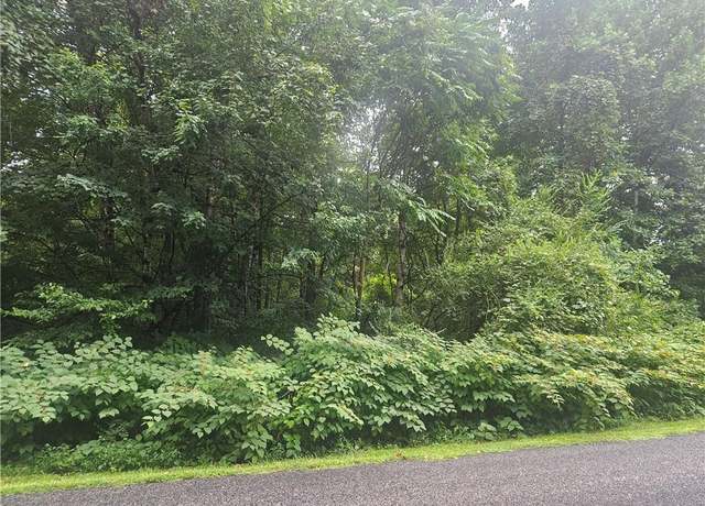 Property at 2040 Jefferson Oaks Dr, Rural Hall, NC 27045