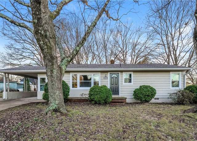 Property at 1207 Thomason St, Lexington, NC 27292, 4 beds, 2 baths