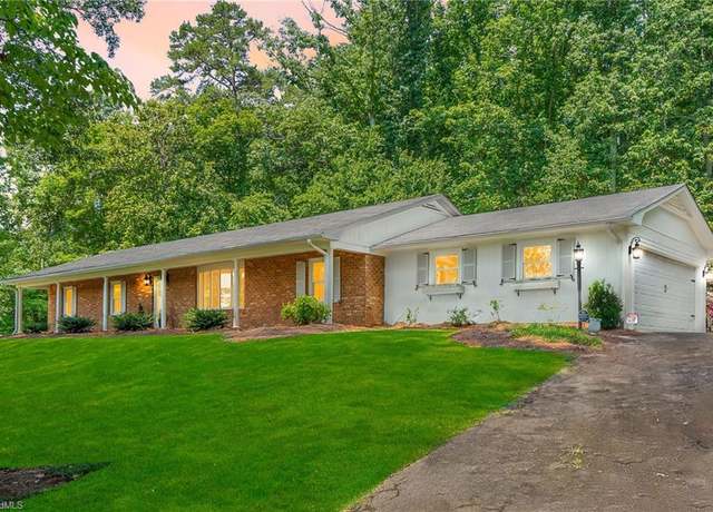 Property at 1011 Westmont Dr, Asheboro, NC 27205, 5 beds, 3 baths