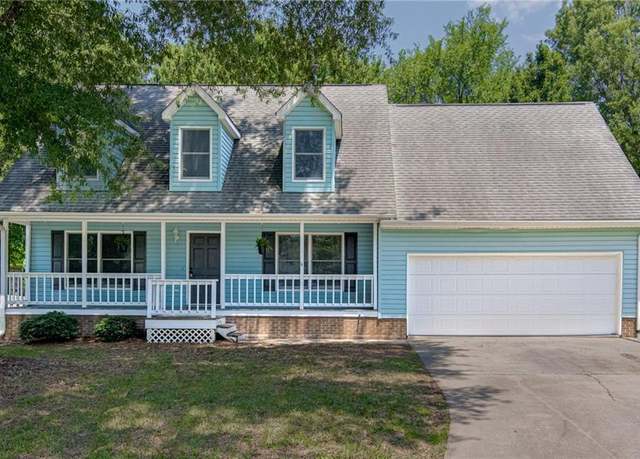 Property at 417 Avery Ave, High Point, NC 27265, 4 beds, 4.5 baths