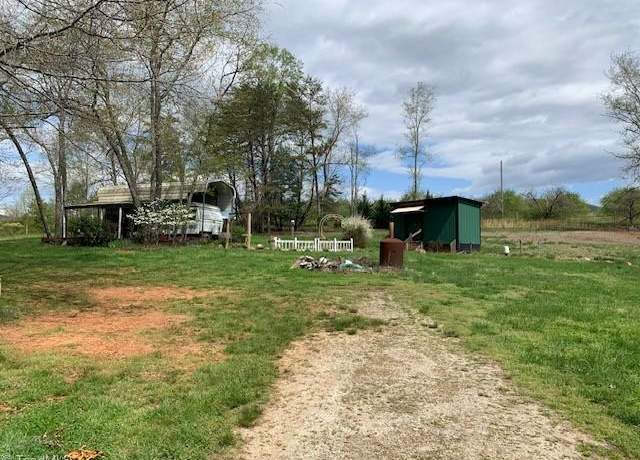 Property at 1015 Blossom View Rd, Ararat, VA 24053