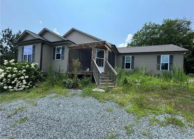 Property at 2212 Becks Church Rd, Lexington, NC 27292, 3 beds, 2 baths